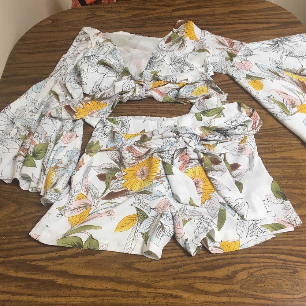 Co-Ord Floral Short Set Size M